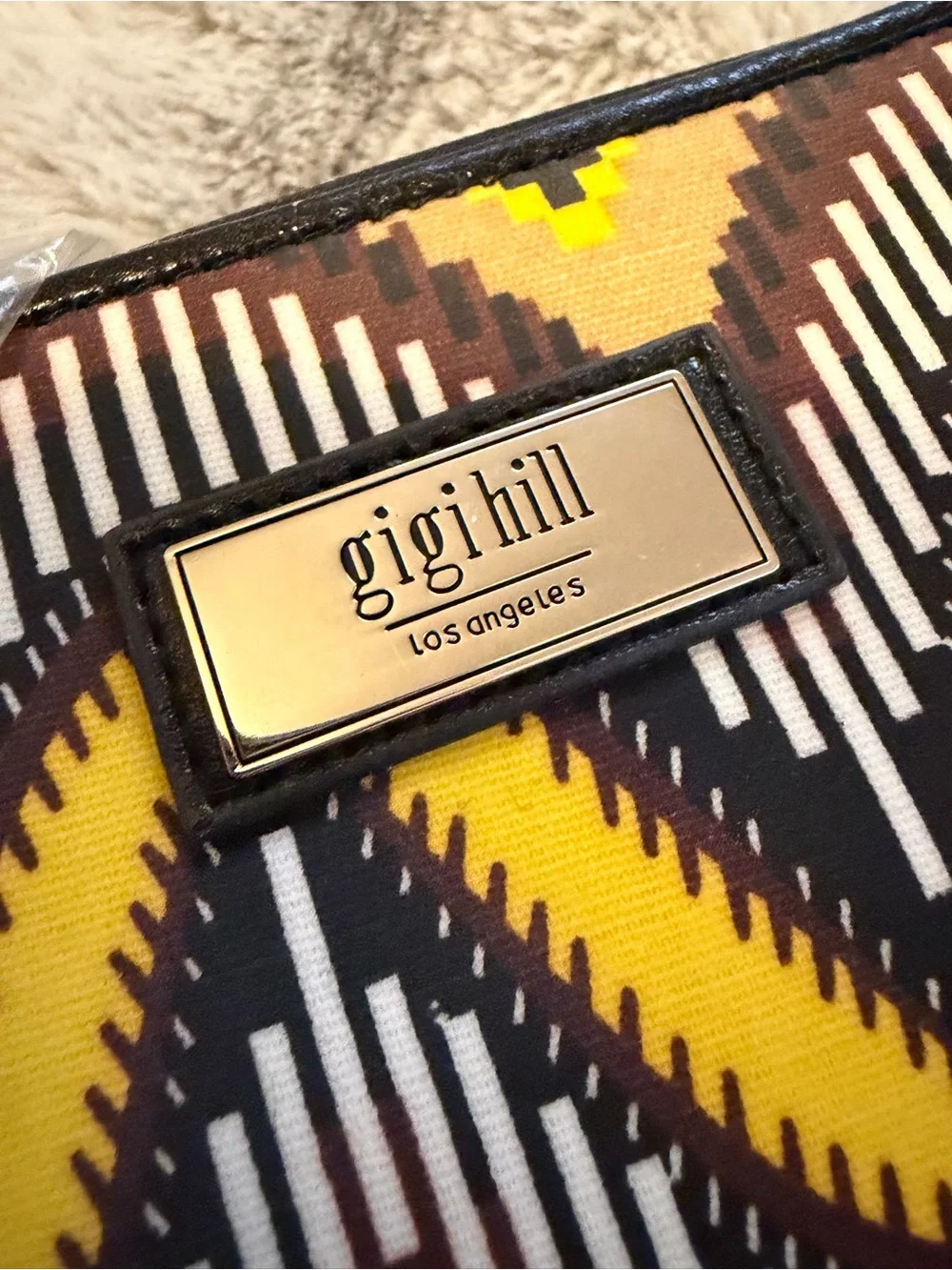 NWT Gigi Hill Geometric Print Zip Around Wallet Black Yellow